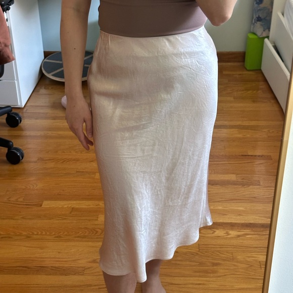 *SOLD* Slip Midi Skirt size 0 Babaton Aritzia - Picture 3 of 7